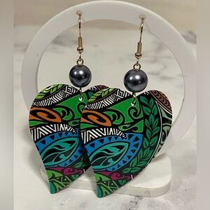 Colorful Leaf Pattern Earrings